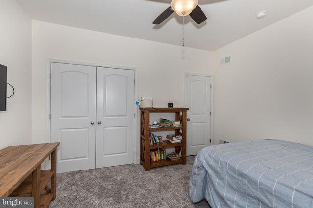 784 N HIGH ROCK RD N, Hanover, PA 17331