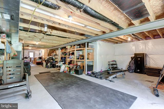 784 N HIGH ROCK RD N, Hanover, PA 17331