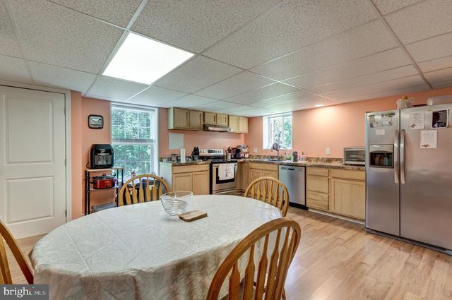 784 N HIGH ROCK RD N, Hanover, PA 17331