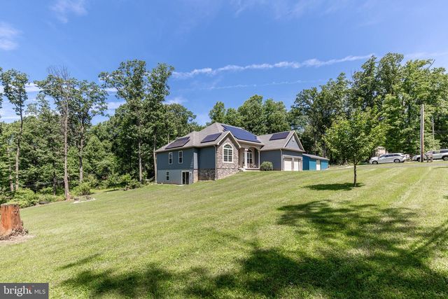 784 N HIGH ROCK RD N, Hanover, PA 17331