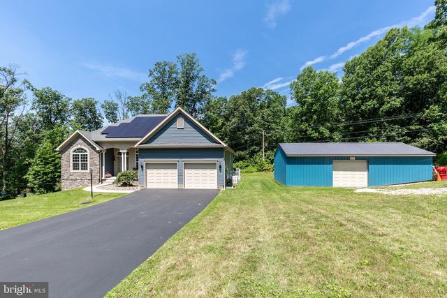 784 N HIGH ROCK RD N, Hanover, PA 17331
