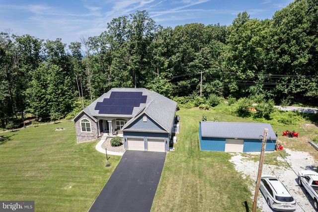 784 N HIGH ROCK RD N, Hanover, PA 17331
