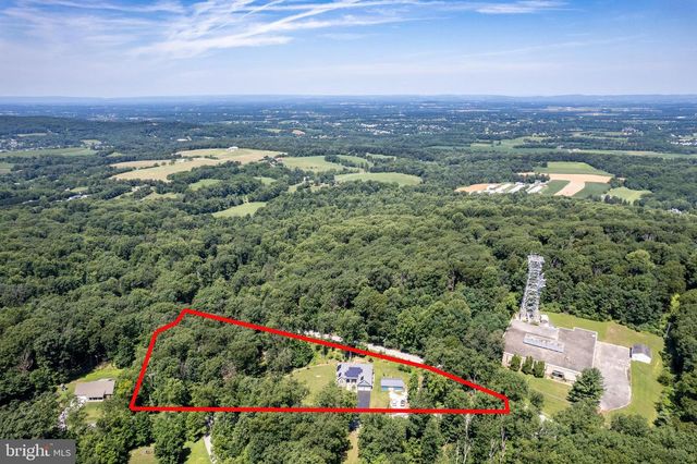 784 N HIGH ROCK RD N, Hanover, PA 17331