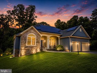784 N HIGH ROCK RD N, Hanover, PA 17331