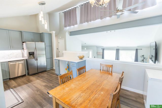 12954 Meredith Avenue, Omaha, NE 68164