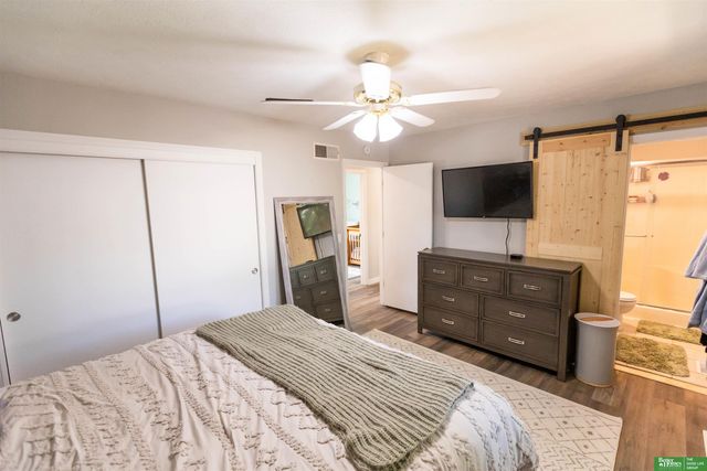 12954 Meredith Avenue, Omaha, NE 68164
