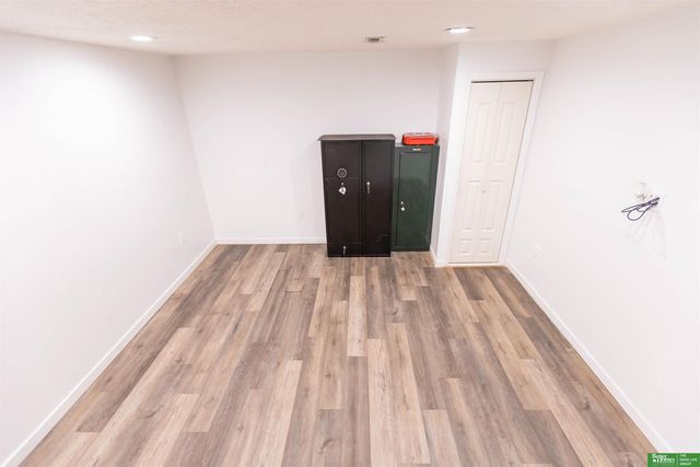 12954 Meredith Avenue, Omaha, NE 68164