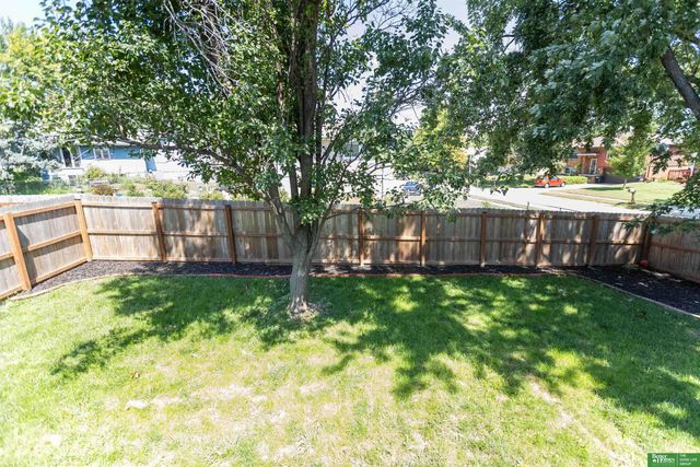 12954 Meredith Avenue, Omaha, NE 68164