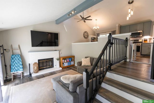 12954 Meredith Avenue, Omaha, NE 68164