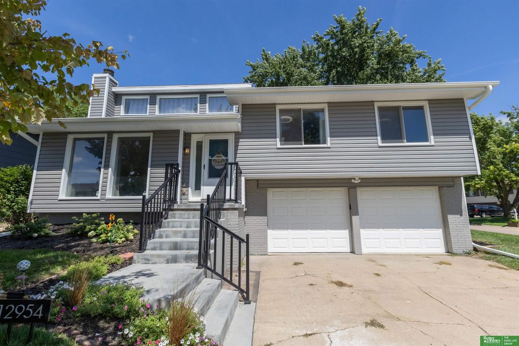12954 Meredith Avenue, Omaha, NE 68164