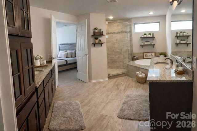 12412 Current Drive, Charlotte, NC 28278