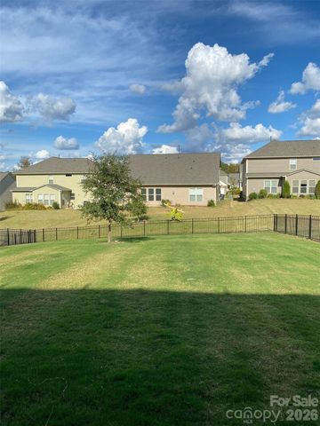 12412 Current Drive, Charlotte, NC 28278