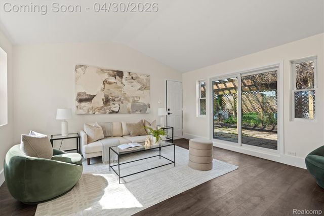 1622 Huron Avenue, Royal Oak, MI 48073