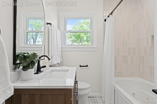 1622 Huron Avenue, Royal Oak, MI 48073