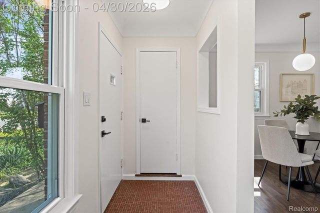 1622 Huron Avenue, Royal Oak, MI 48073