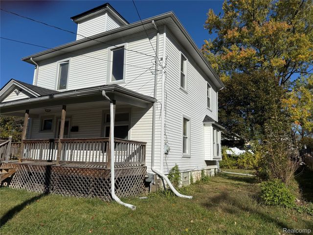 34 LIBERTY Street, Pontiac, MI 48341