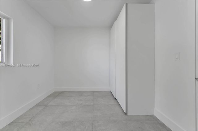 521 NW 33rd Ave, Miami, FL 33125