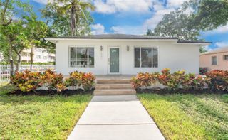 521 NW 33rd Ave, Miami, FL 33125
