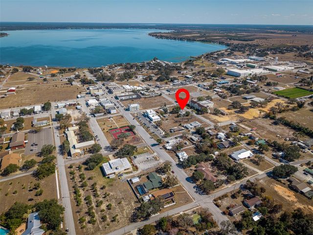 110 W 1ST STREET, Frostproof, FL 33843