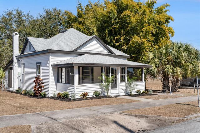 110 W 1ST STREET, Frostproof, FL 33843