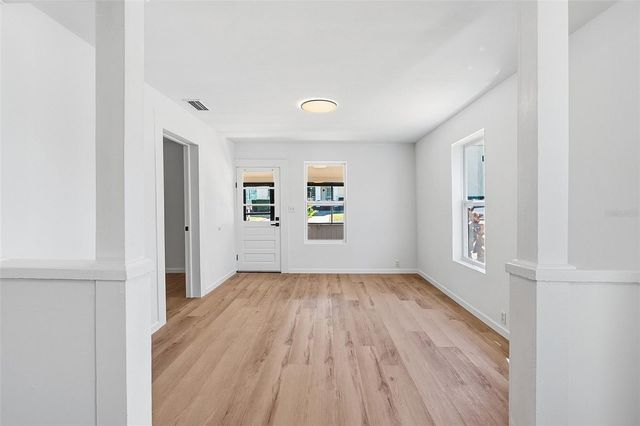 110 W 1ST STREET, Frostproof, FL 33843