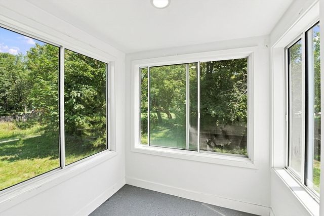 260 Thurber Ave, Attleboro, MA 02703