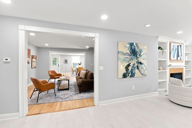 260 Thurber Ave, Attleboro, MA 02703