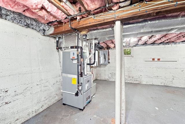 260 Thurber Ave, Attleboro, MA 02703