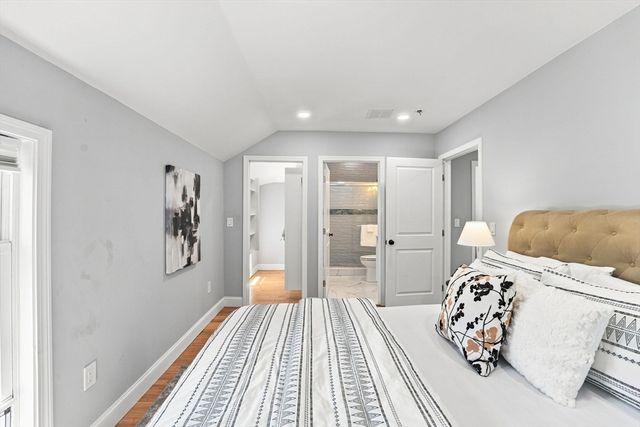 260 Thurber Ave, Attleboro, MA 02703