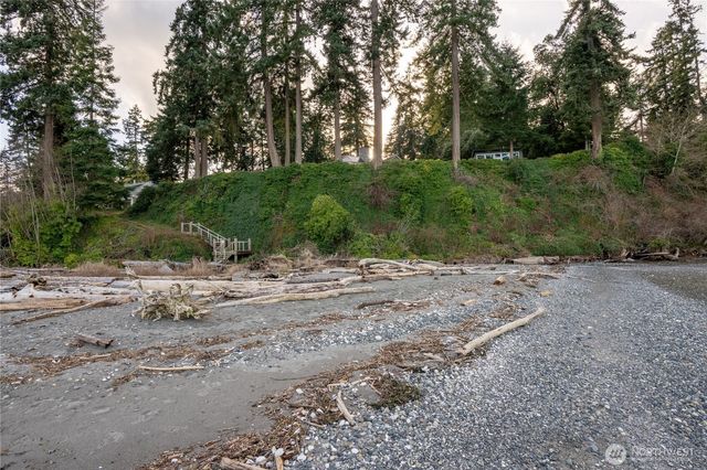 33244 Eglon Road NE, Kingston, WA 98346