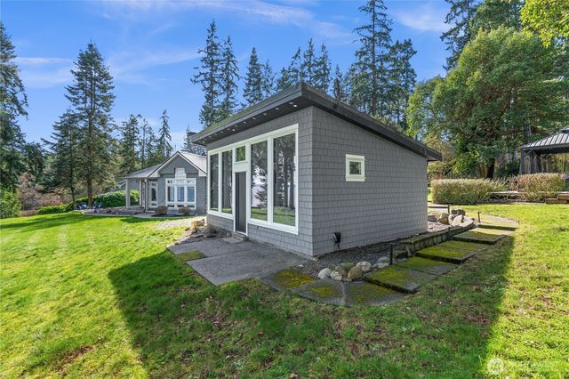 33244 Eglon Road NE, Kingston, WA 98346