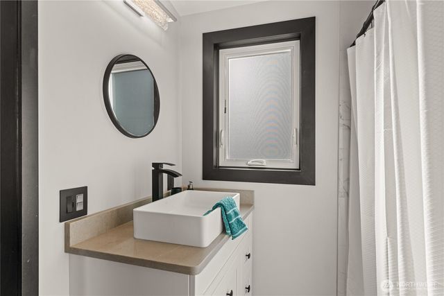 33244 Eglon Road NE, Kingston, WA 98346