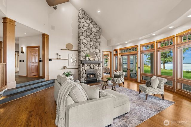 33244 Eglon Road NE, Kingston, WA 98346