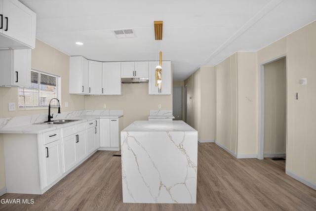 1301 E Avenue I 348, Lancaster, CA 93535