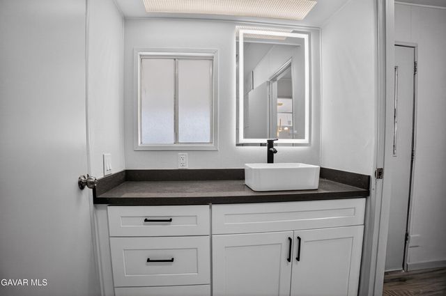 1301 E Avenue I 348, Lancaster, CA 93535