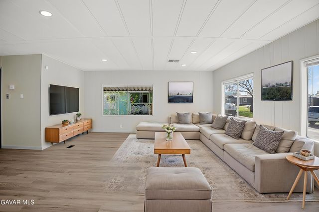 1301 E Avenue I 348, Lancaster, CA 93535