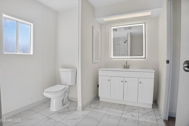 1301 E Avenue I 348, Lancaster, CA 93535