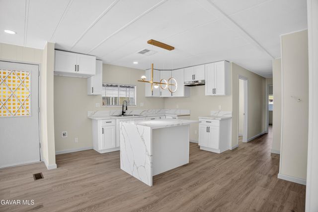 1301 E Avenue I 348, Lancaster, CA 93535