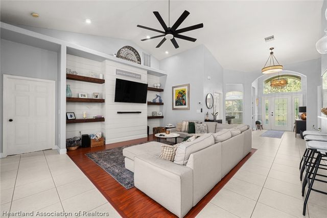 188 Huntley Oaks Boulevard, Lake Placid, FL 33852