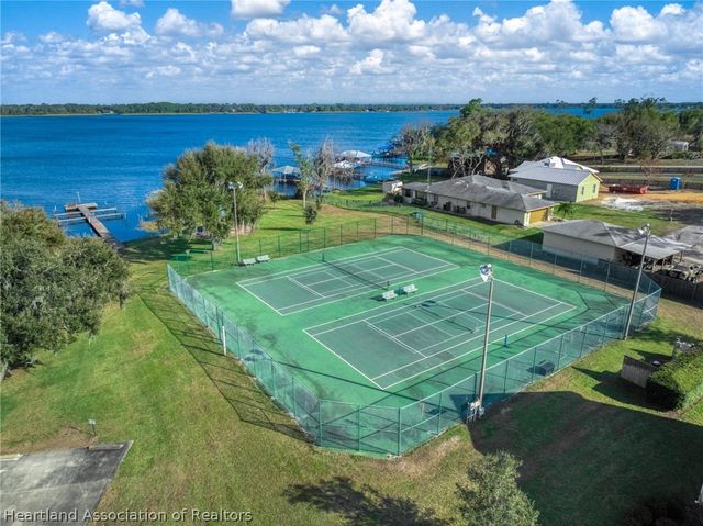 188 Huntley Oaks Boulevard, Lake Placid, FL 33852
