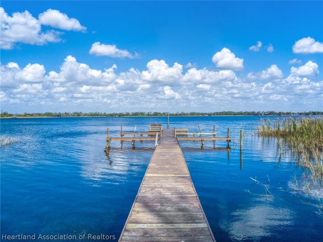 188 Huntley Oaks Boulevard, Lake Placid, FL 33852