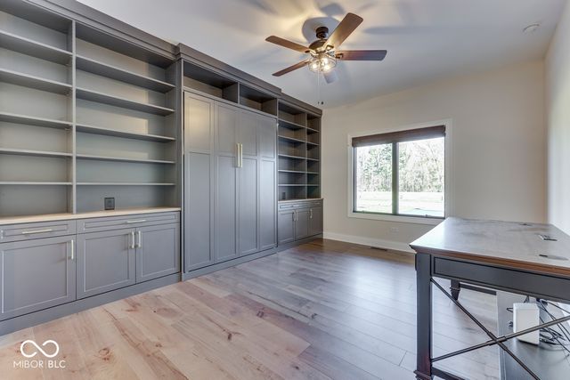886 J McCool Way, Greenwood, IN 46142