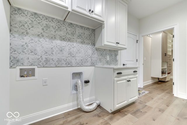 886 J McCool Way, Greenwood, IN 46142
