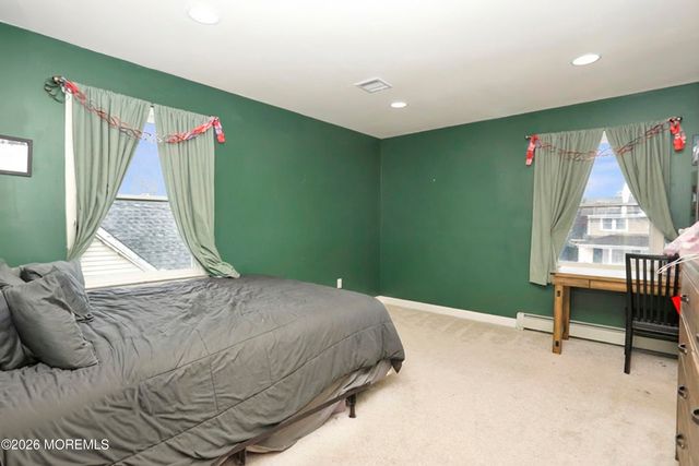 49 Wyckoff Avenue, Manasquan, NJ 08736