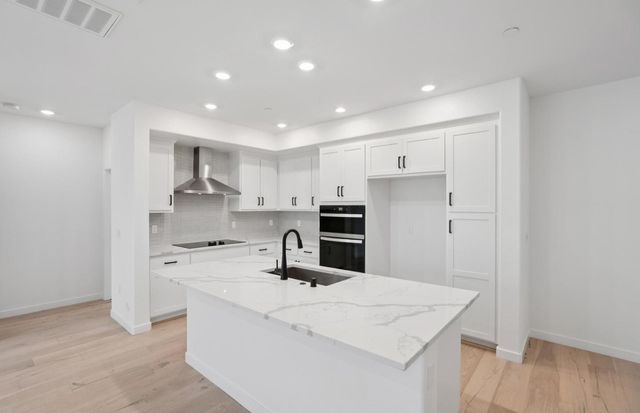 663 Lindendale Court Plan 7 - 170-18, San Jose, CA 95117