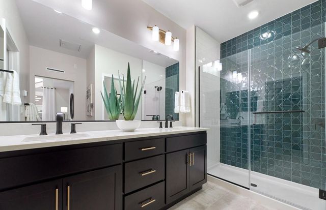 663 Lindendale Court Plan 7 - 170-18, San Jose, CA 95117