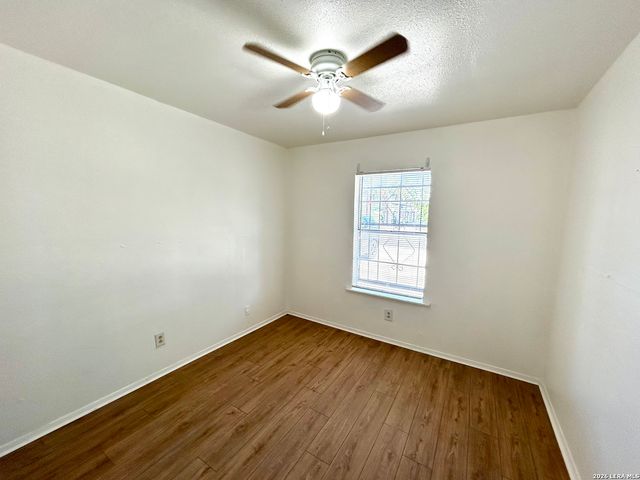 520 Prado St Apt 2, San Antonio, TX 78204