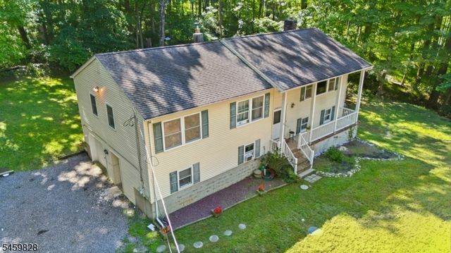 8 Ridge Rd, Independence Twp., NJ 07840