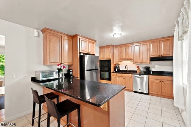 8 Ridge Rd, Independence Twp., NJ 07840