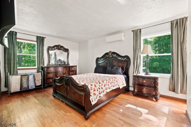 8 Ridge Rd, Independence Twp., NJ 07840